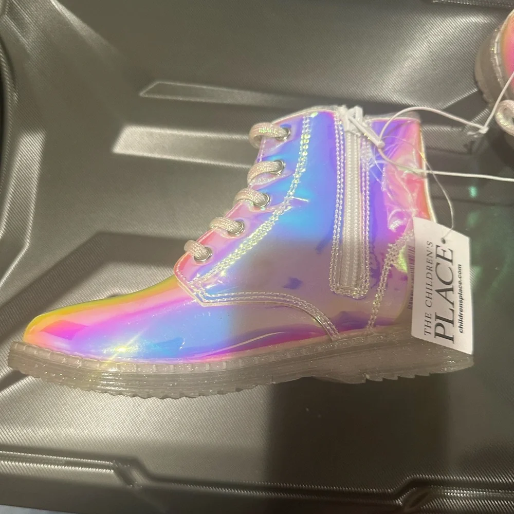 The Children’s Place Girls Holographic Combat boots - NWT
